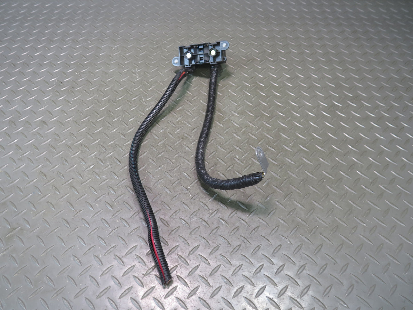 02-05 Ford Thunderbird Rear Trunk Battery Terminal Fuse OEM