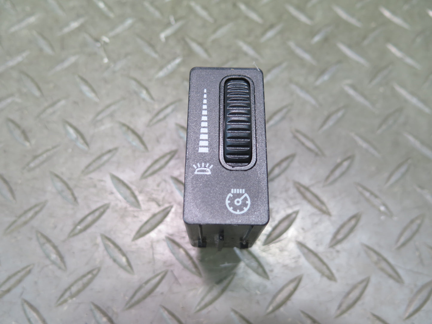 02-05 Ford Thunderbird Instrument Panel Dimmer Light Control Knob Switch OEM