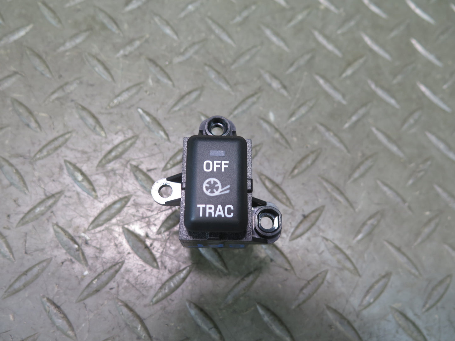 02-05 Ford Thunderbird Traction Control Button Switch XW4T-2C335-AA OEM