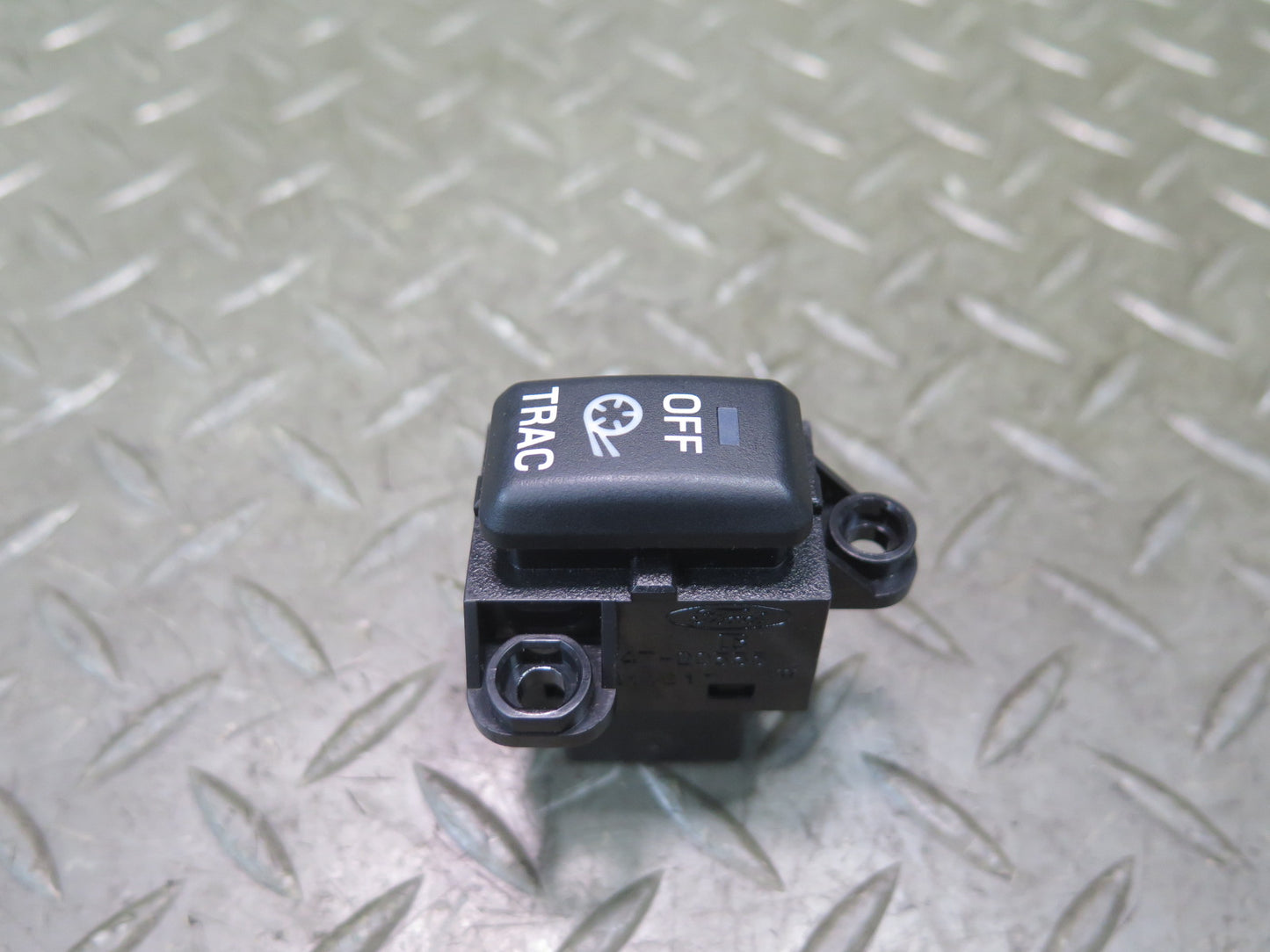02-05 Ford Thunderbird Traction Control Button Switch XW4T-2C335-AA OEM