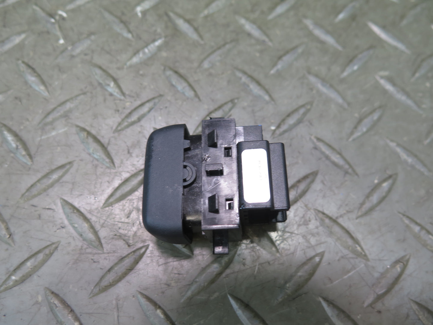 02-05 Ford Thunderbird Right Heated Seat Heater Switch 3W6T-14D694-AC OEM