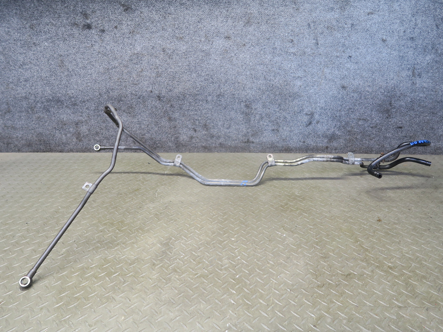 96-98 Nissan Stagea WGC34 RWD RB25 RE4R01A A/T Transmission Oil Cooler Hose OEM
