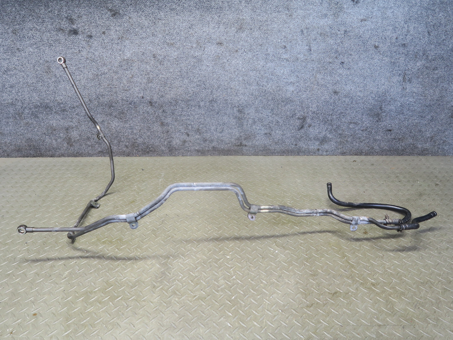 96-98 Nissan Stagea WGC34 RWD RB25 RE4R01A A/T Transmission Oil Cooler Hose OEM
