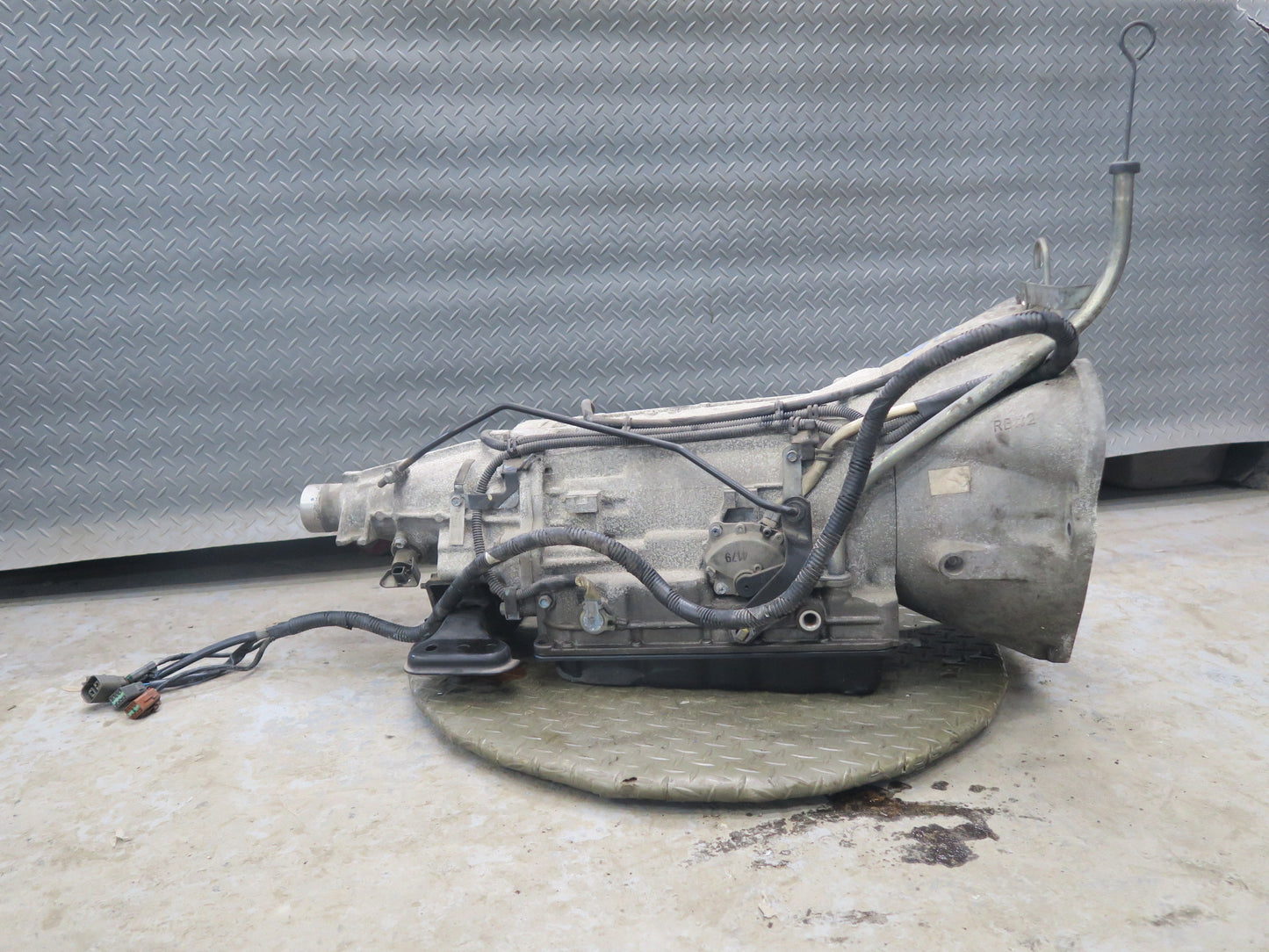 96-98 Nissan Stagea WGC34 RB25DE RWD NA RE4R01A Automatic Transmission 33K OEM