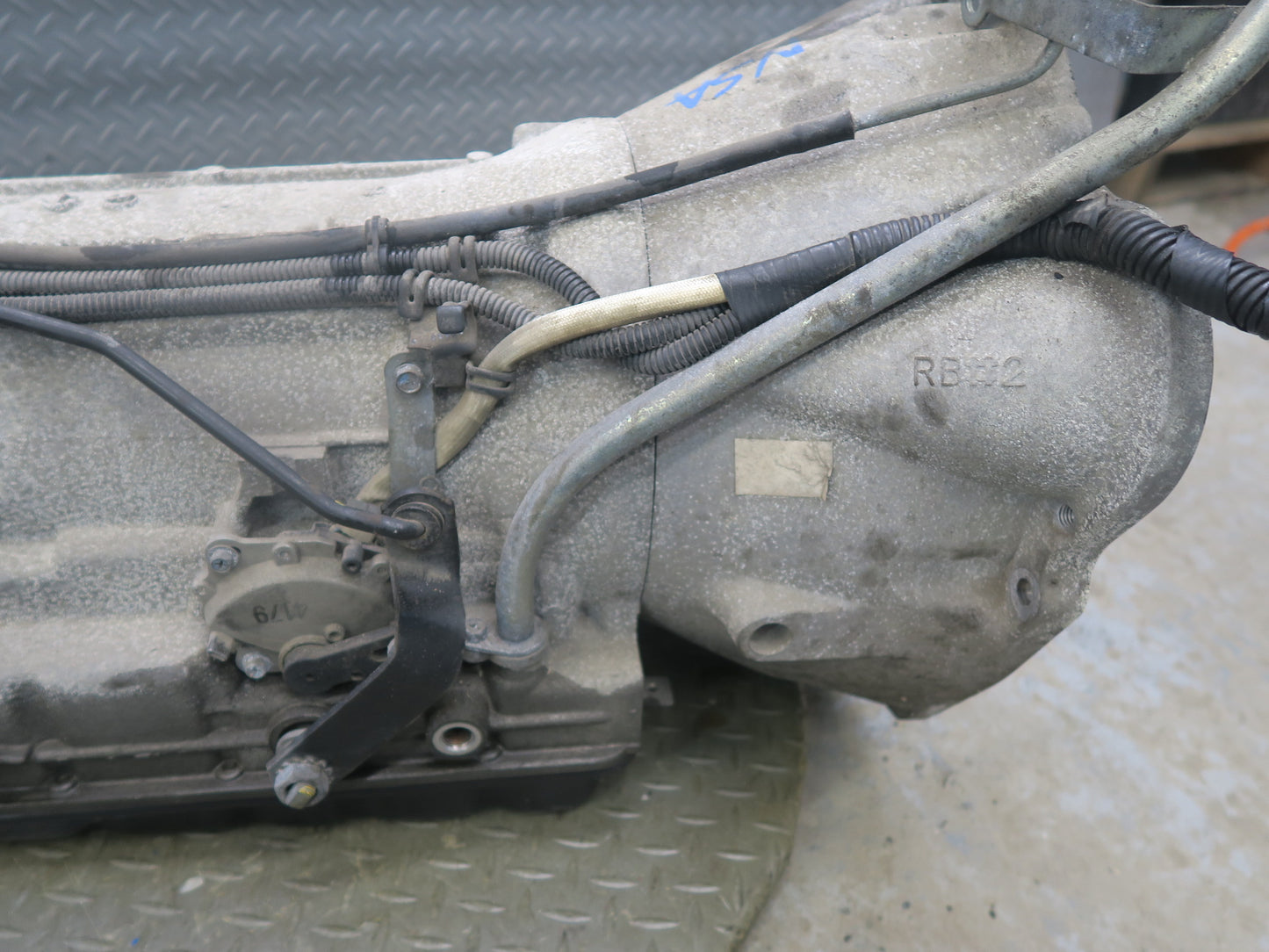 96-98 Nissan Stagea WGC34 RB25DE RWD NA RE4R01A Automatic Transmission 33K OEM