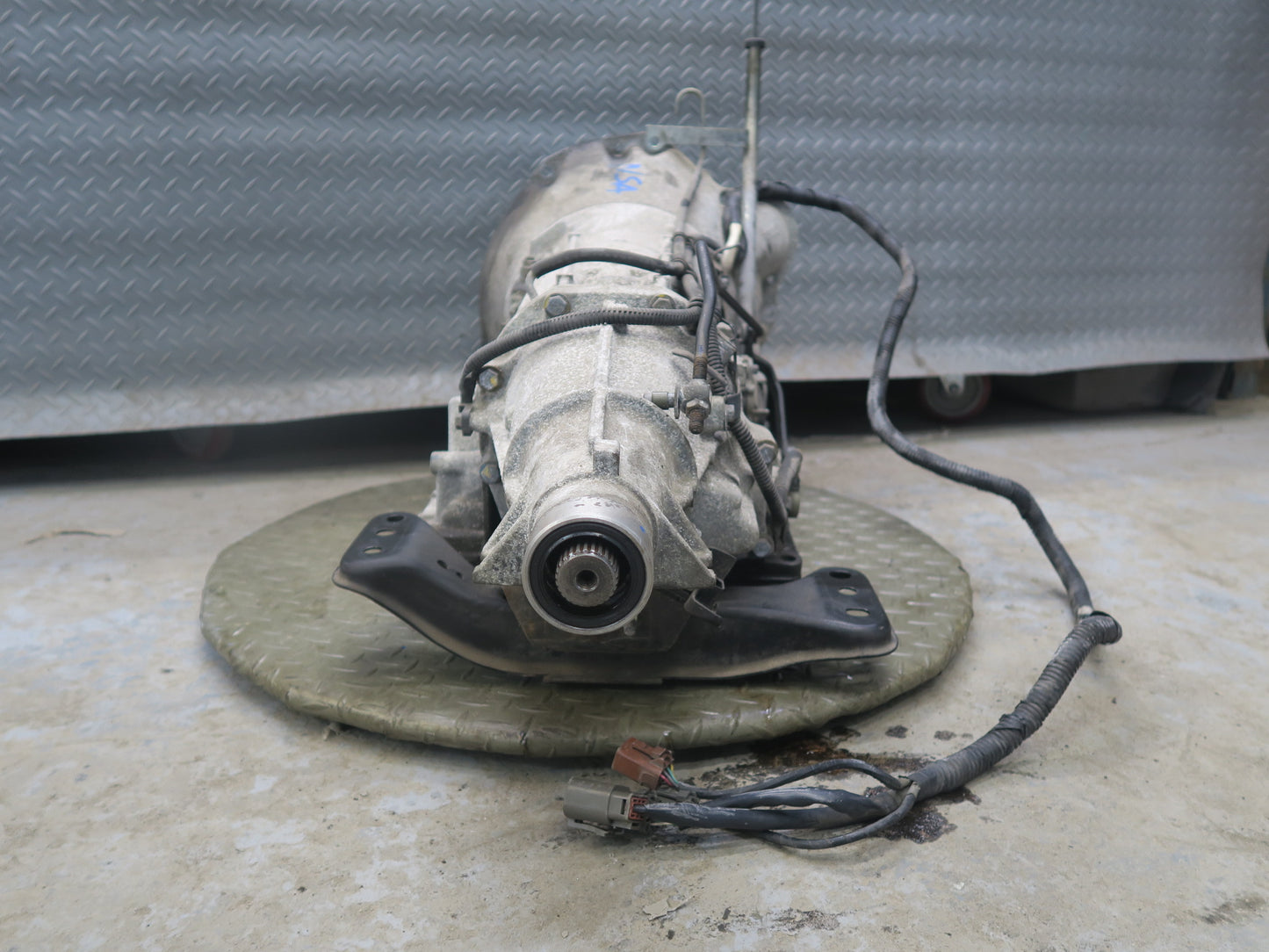 96-98 Nissan Stagea WGC34 RB25DE RWD NA RE4R01A Automatic Transmission 33K OEM