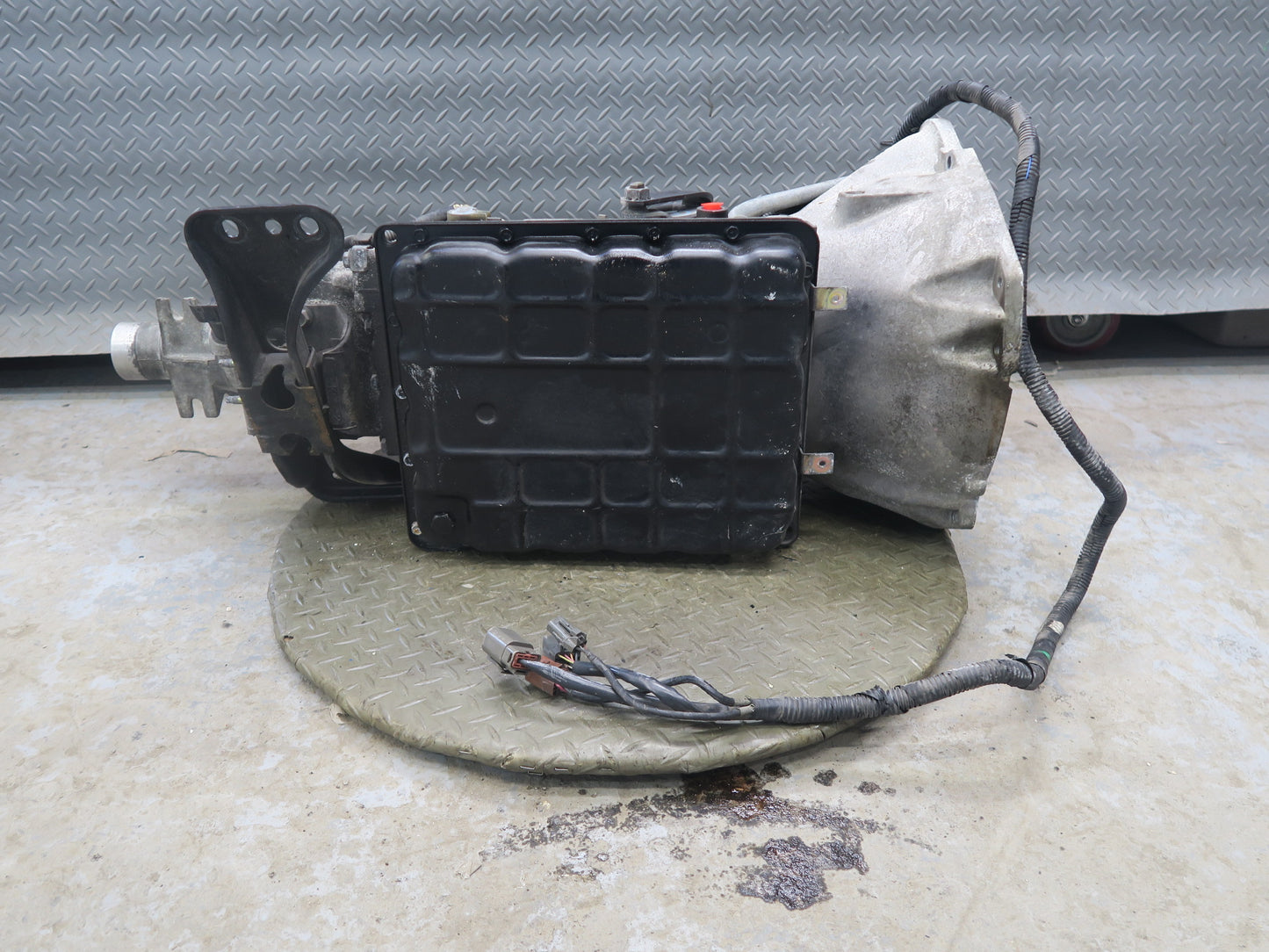 96-98 Nissan Stagea WGC34 RB25DE RWD NA RE4R01A Automatic Transmission 33K OEM