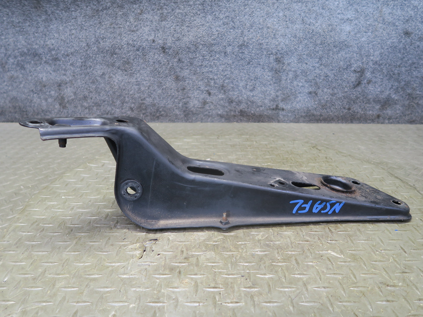 96-98 Nissan Stagea WGC34 RWD Set of 3 Front Left Upper Lower Control Arm OEM