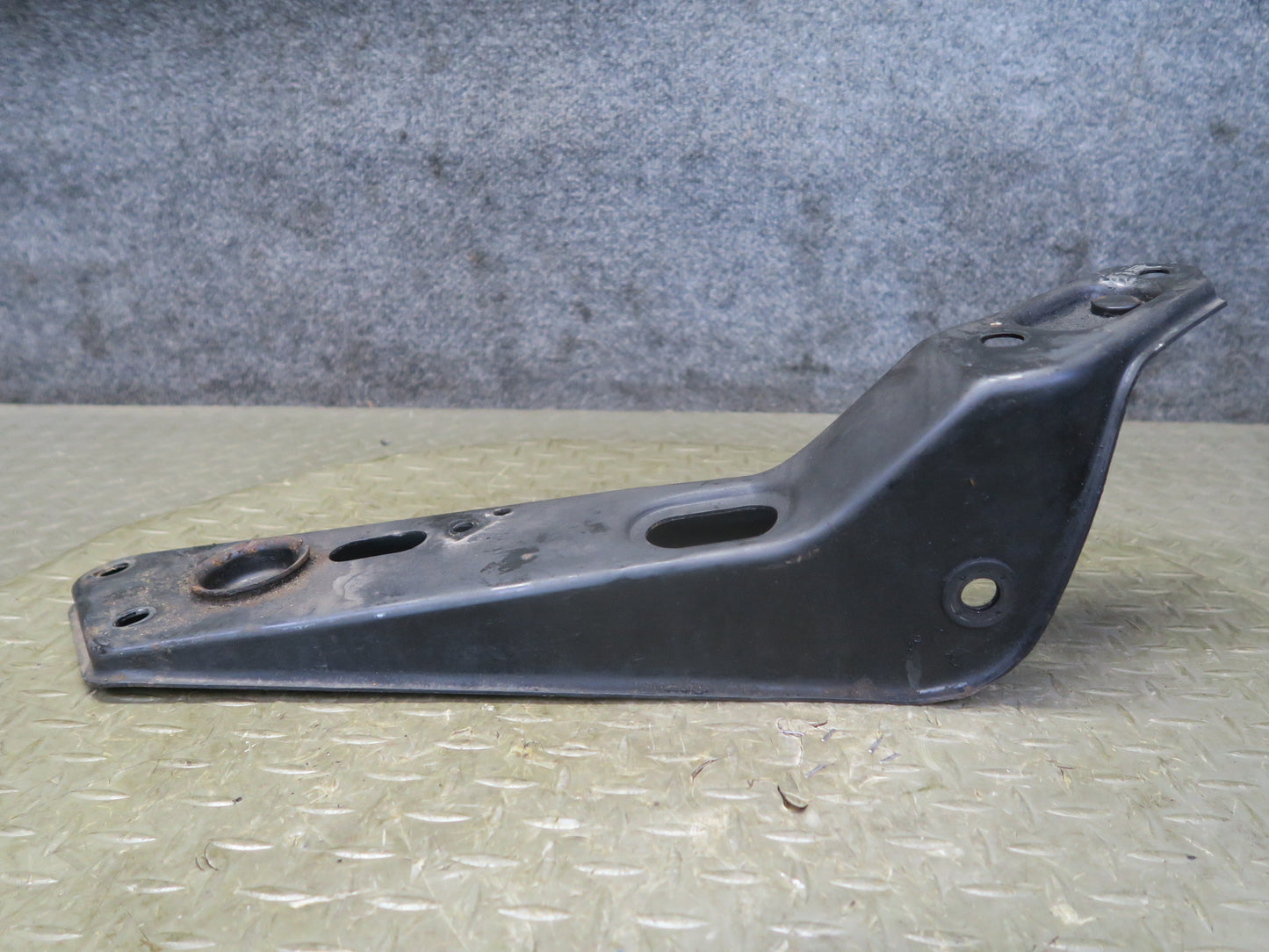 96-98 Nissan Stagea WGC34 RWD Set of 3 Front Left Upper Lower Control Arm OEM