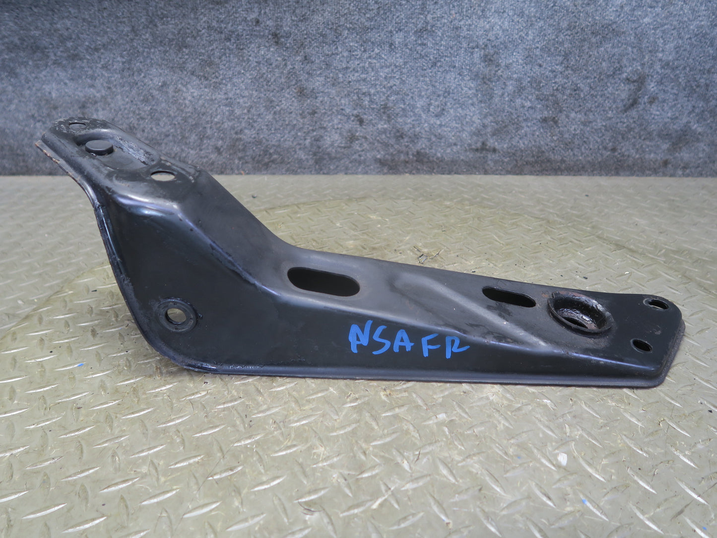 96-98 Nissan Stagea WGC34 RWD Set of 3 Front Right Upper Lower Control Arm OEM