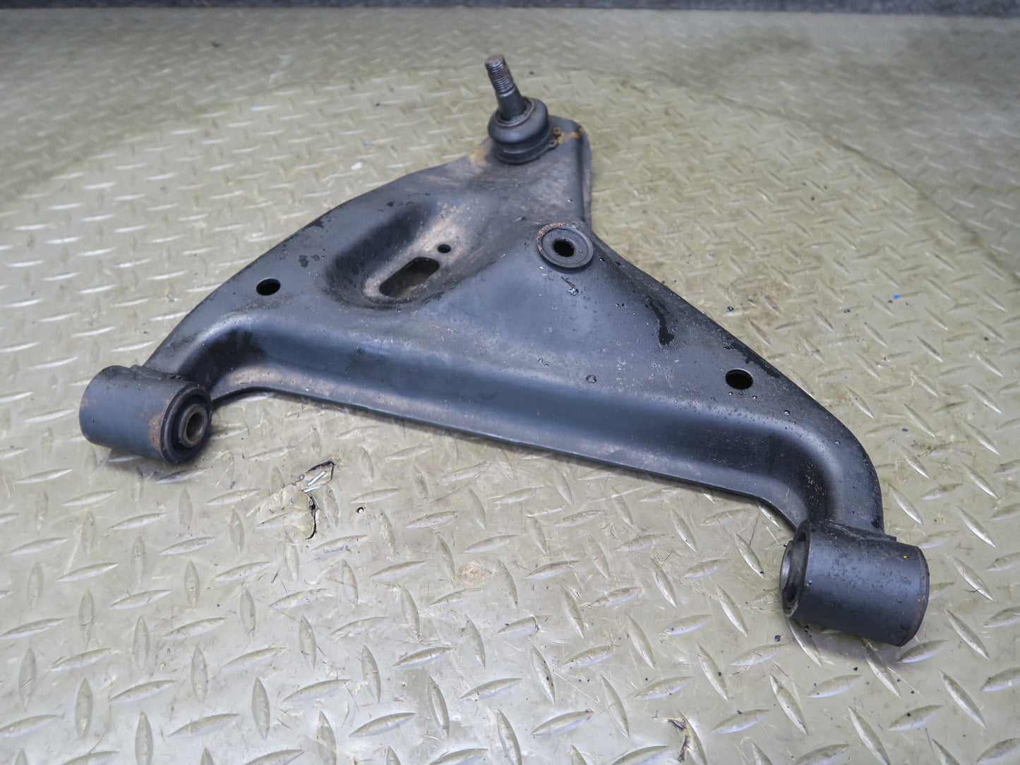 96-98 Nissan Stagea WGC34 RWD Set of 4 Rear Left Upper Lower Control Arm OEM
