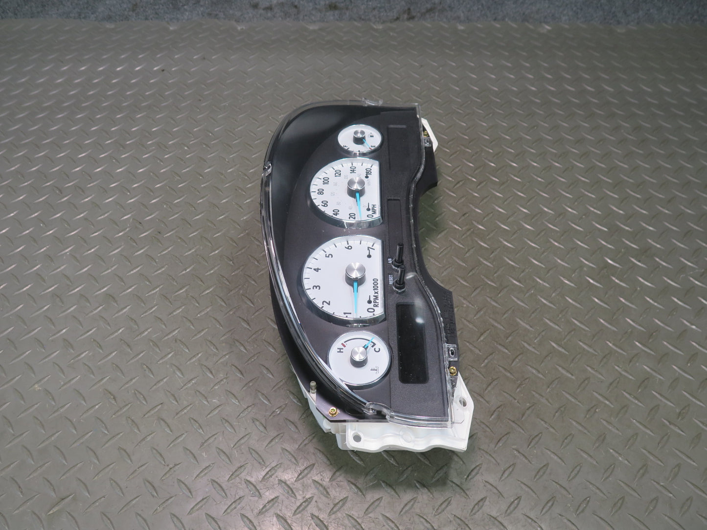 2003 Ford Thunderbird Instrument Cluster Gauge Speedometer 3W6F-10849-CF OEM