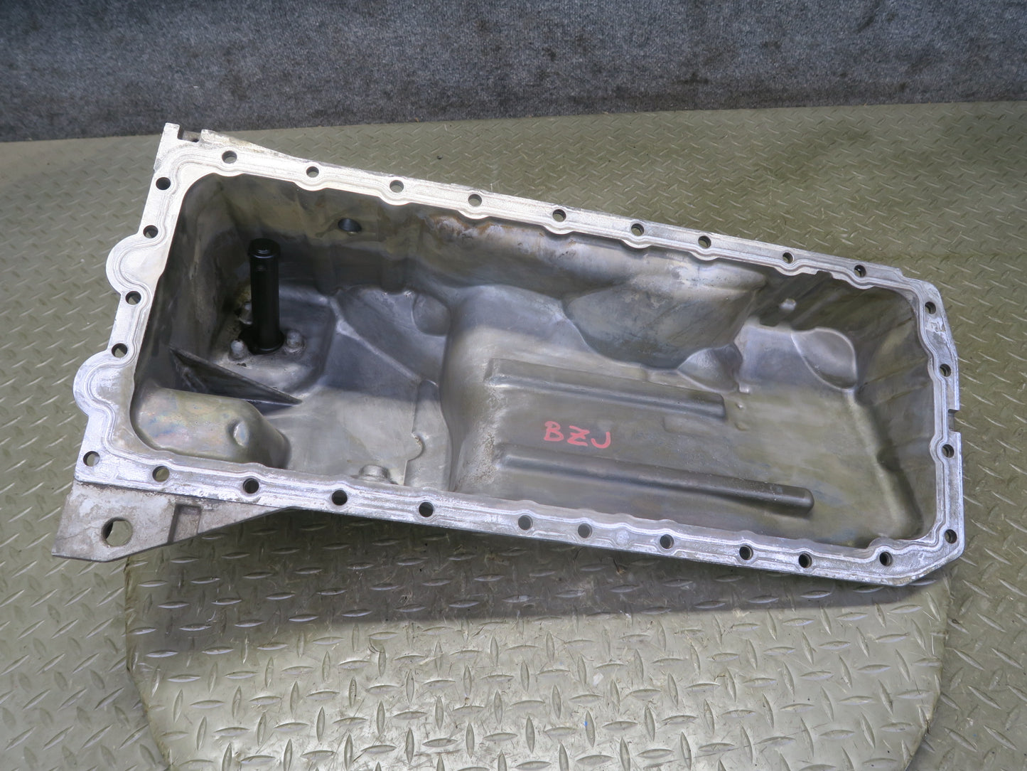 06-08 BMW E85 E86 Z4 3.0L N52 A/T Engine Motor Oil Pan w Sensor 68K Miles OEM