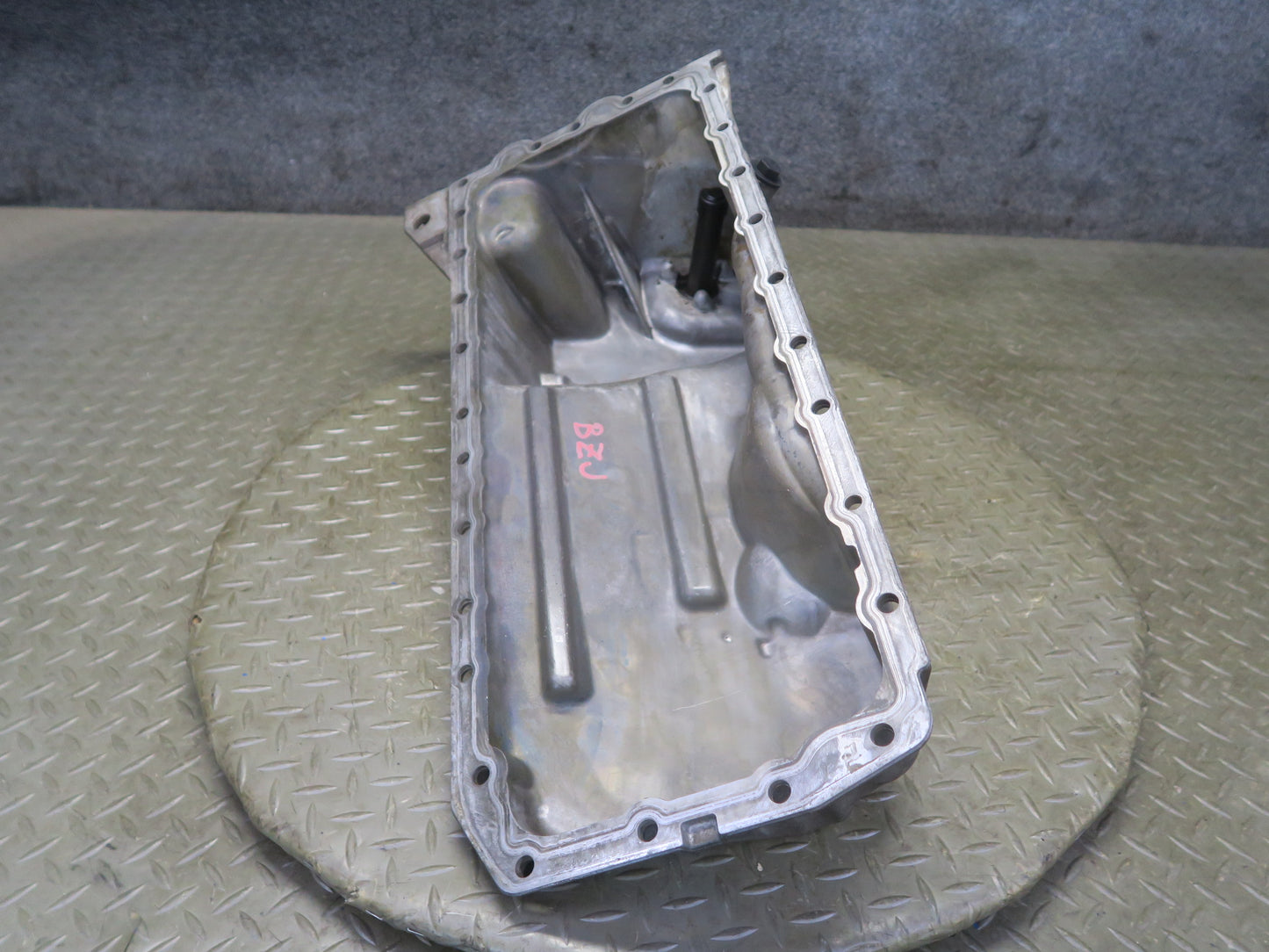 06-08 BMW E85 E86 Z4 3.0L N52 A/T Engine Motor Oil Pan w Sensor 68K Miles OEM