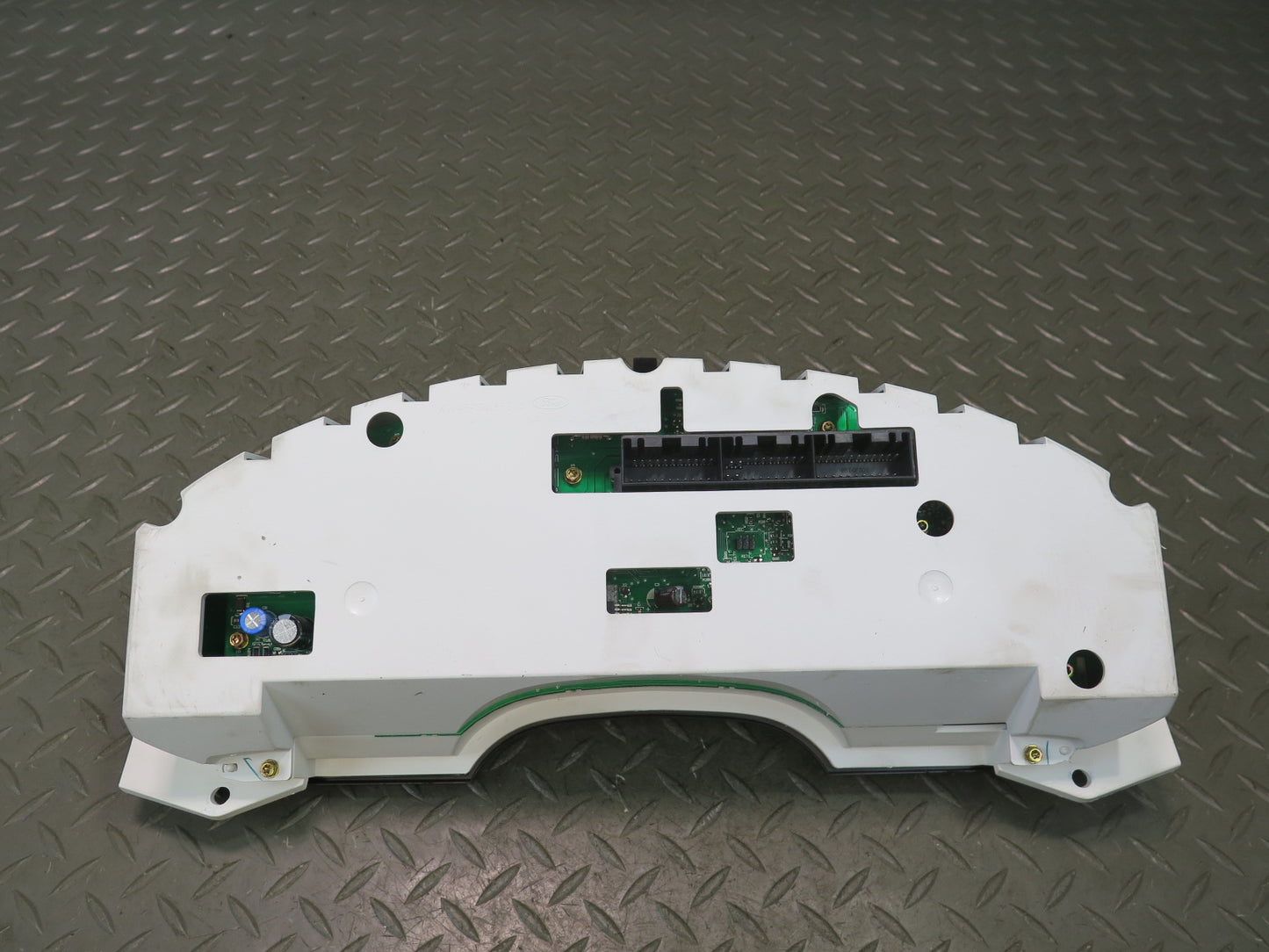 2003 Ford Thunderbird Instrument Cluster Gauge Speedometer 3W6F-10849-CF OEM