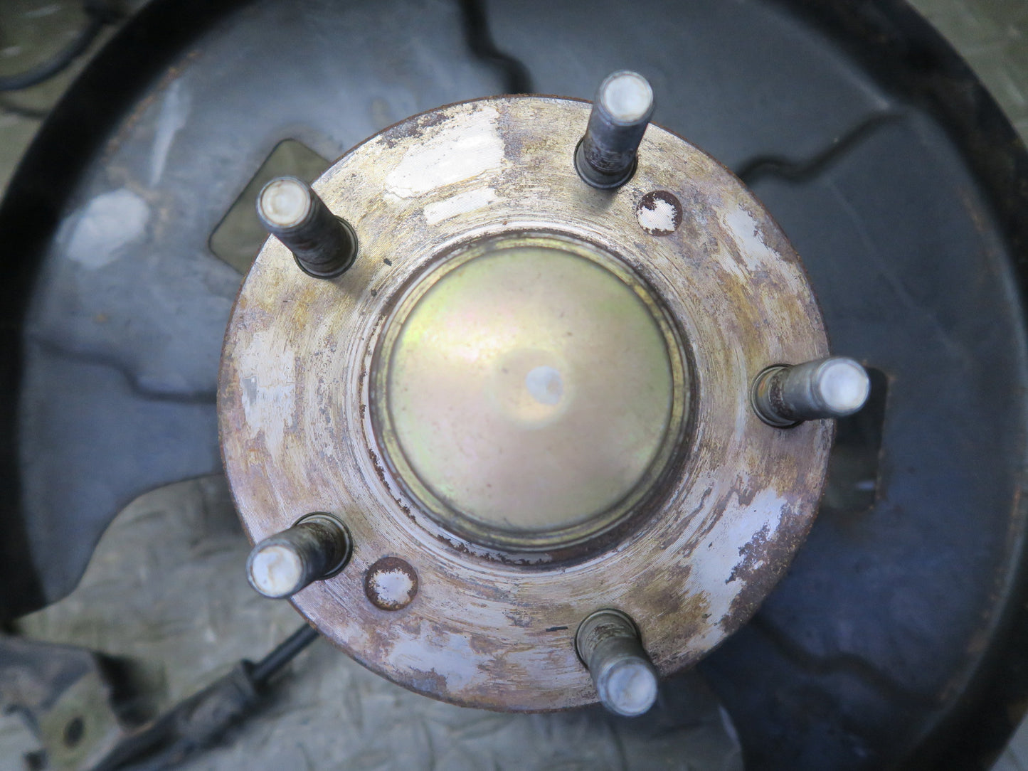 96-98 Nissan Stagea WGC34 RWD Front Left Spindle Knuckle Wheel Hub Bearing OEM