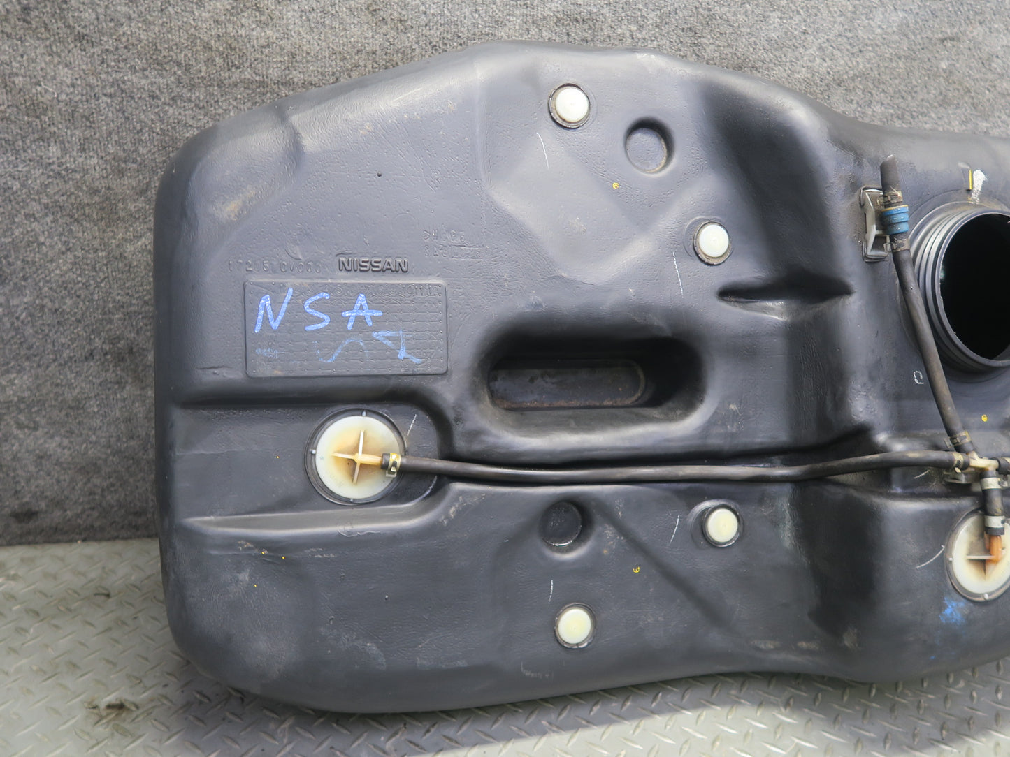 96-98 Nissan Stagea WGC34 Fuel Gas Tank 33K Miles 17205-0V000 OEM