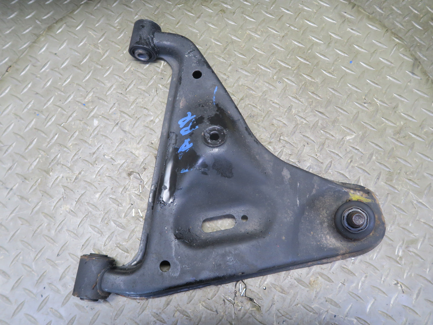 96-98 Nissan Stagea WGC34 RWD Set of 4 Rear Right Upper Lower Control Arm OEM
