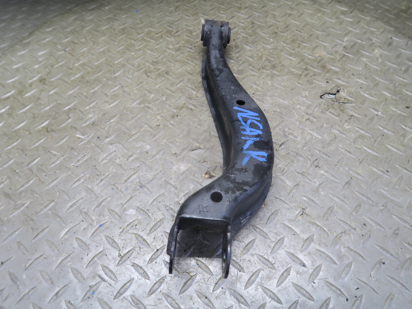96-98 Nissan Stagea WGC34 RWD Set of 4 Rear Right Upper Lower Control Arm OEM