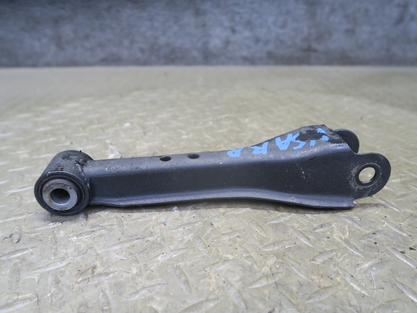 96-98 Nissan Stagea WGC34 RWD Set of 4 Rear Right Upper Lower Control Arm OEM