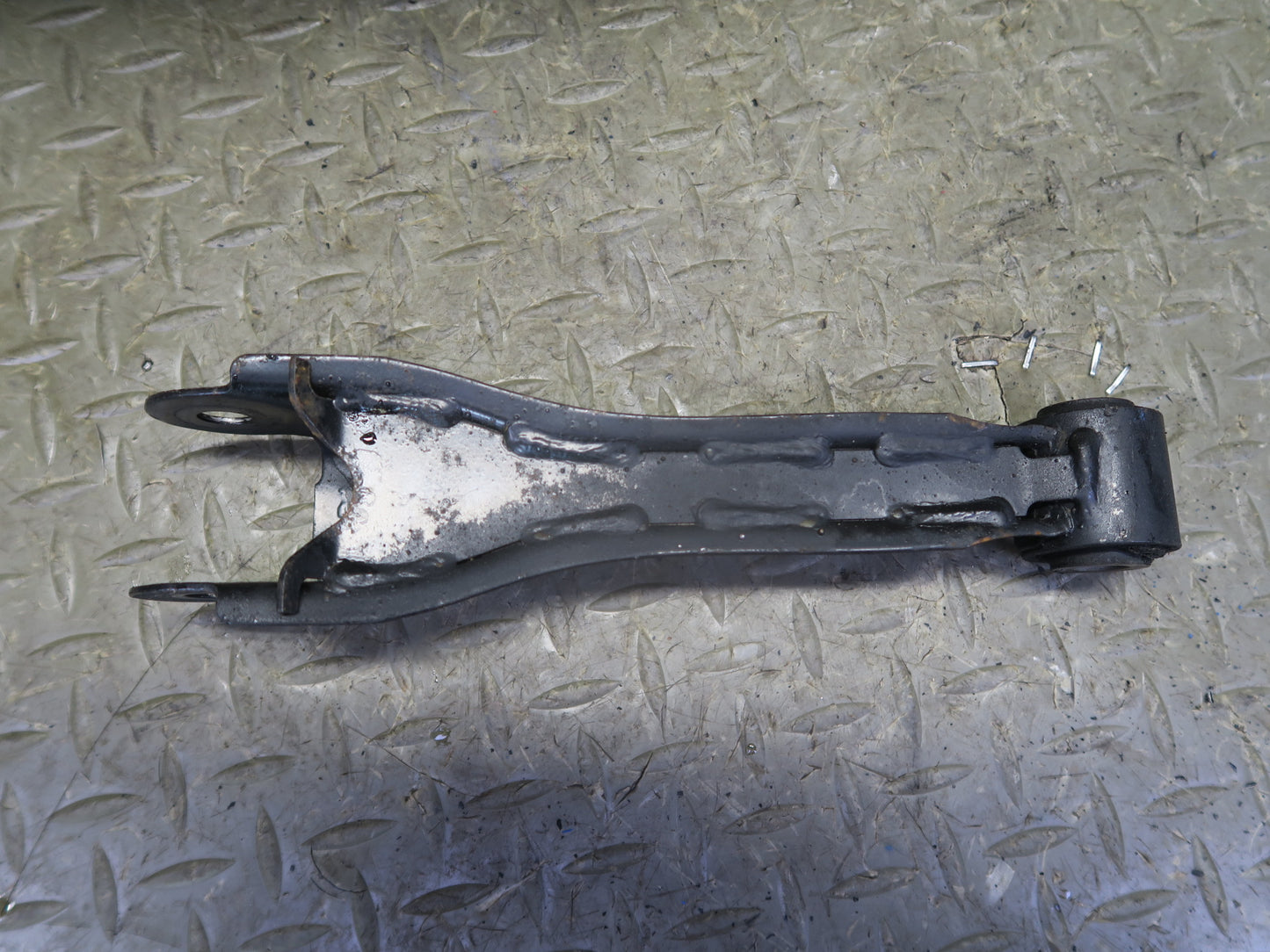 96-98 Nissan Stagea WGC34 RWD Set of 4 Rear Right Upper Lower Control Arm OEM