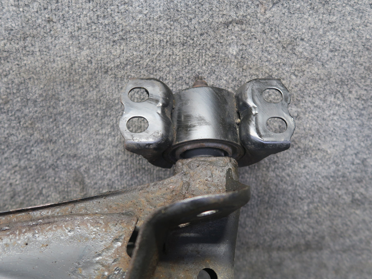 97-00 Lexus JZZ31L SC400 SC300 Rear Suspension Subframe Crossmember Carrier OEM