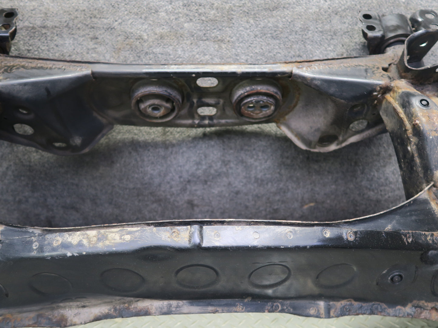 97-00 Lexus JZZ31L SC400 SC300 Rear Suspension Subframe Crossmember Carrier OEM