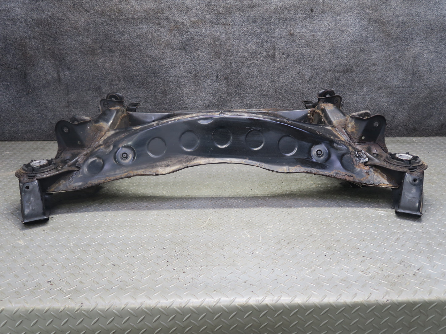 97-00 Lexus JZZ31L SC400 SC300 Rear Suspension Subframe Crossmember Carrier OEM