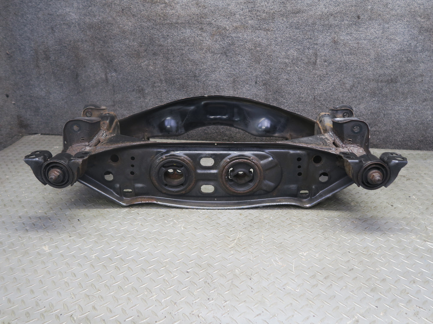 97-00 Lexus JZZ31L SC400 SC300 Rear Suspension Subframe Crossmember Carrier OEM