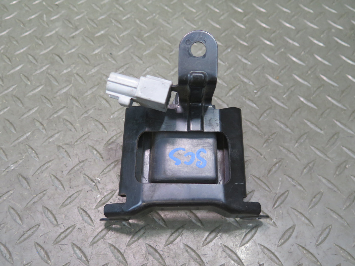 92-97 Lexus JZZ31L SC300 SC400 Ignition Coil Igniter W/ Bracket OEM