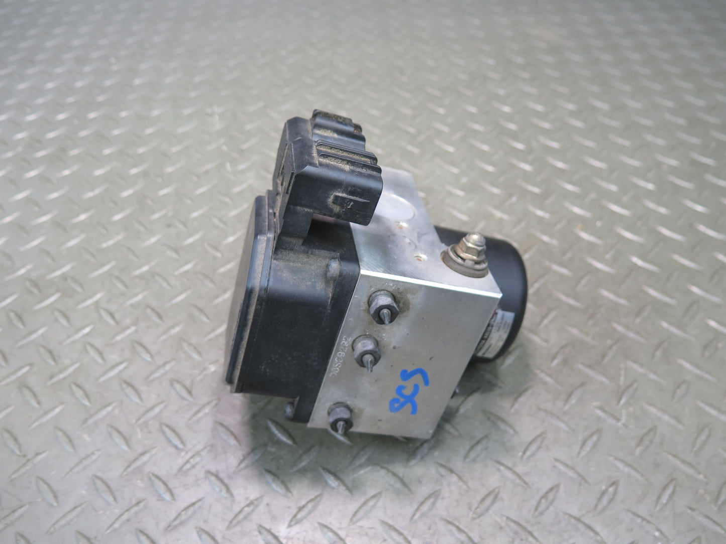 97-00 Lexus JZZ31L SC400 SC300 Anti Lock Brake ABS Pump Module OEM