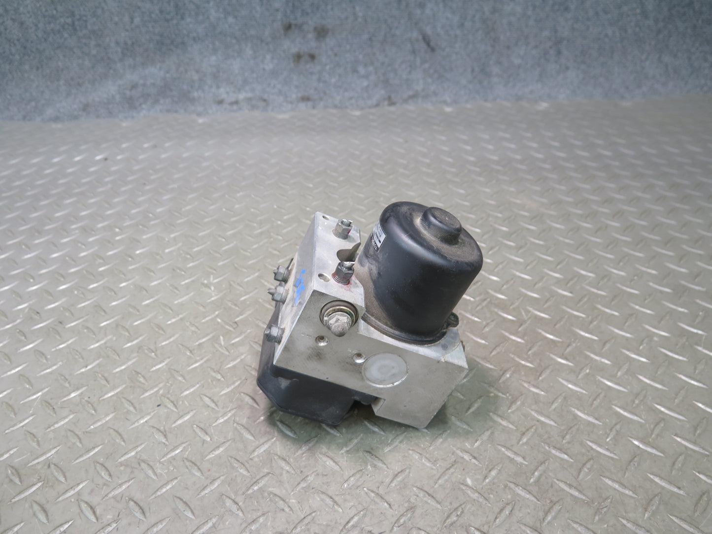 97-00 Lexus JZZ31L SC400 SC300 Anti Lock Brake ABS Pump Module OEM