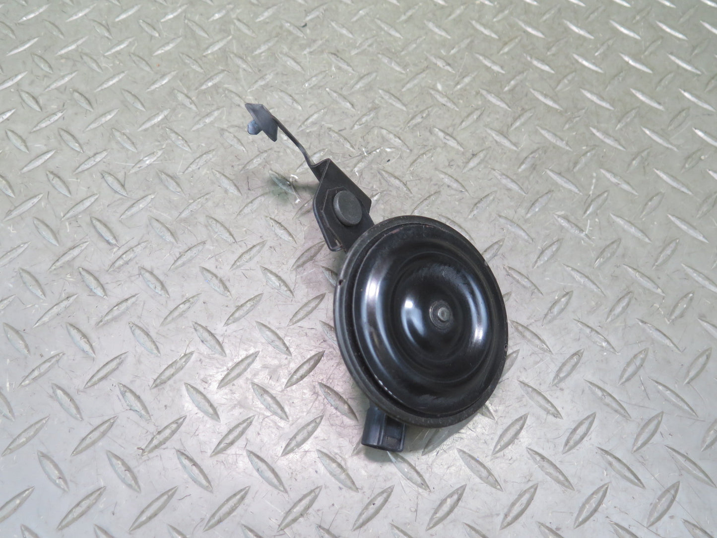 92-00 Lexus JZZ31L SC400 SC300 Alarm Horn Beep Signal Note Tone OEM