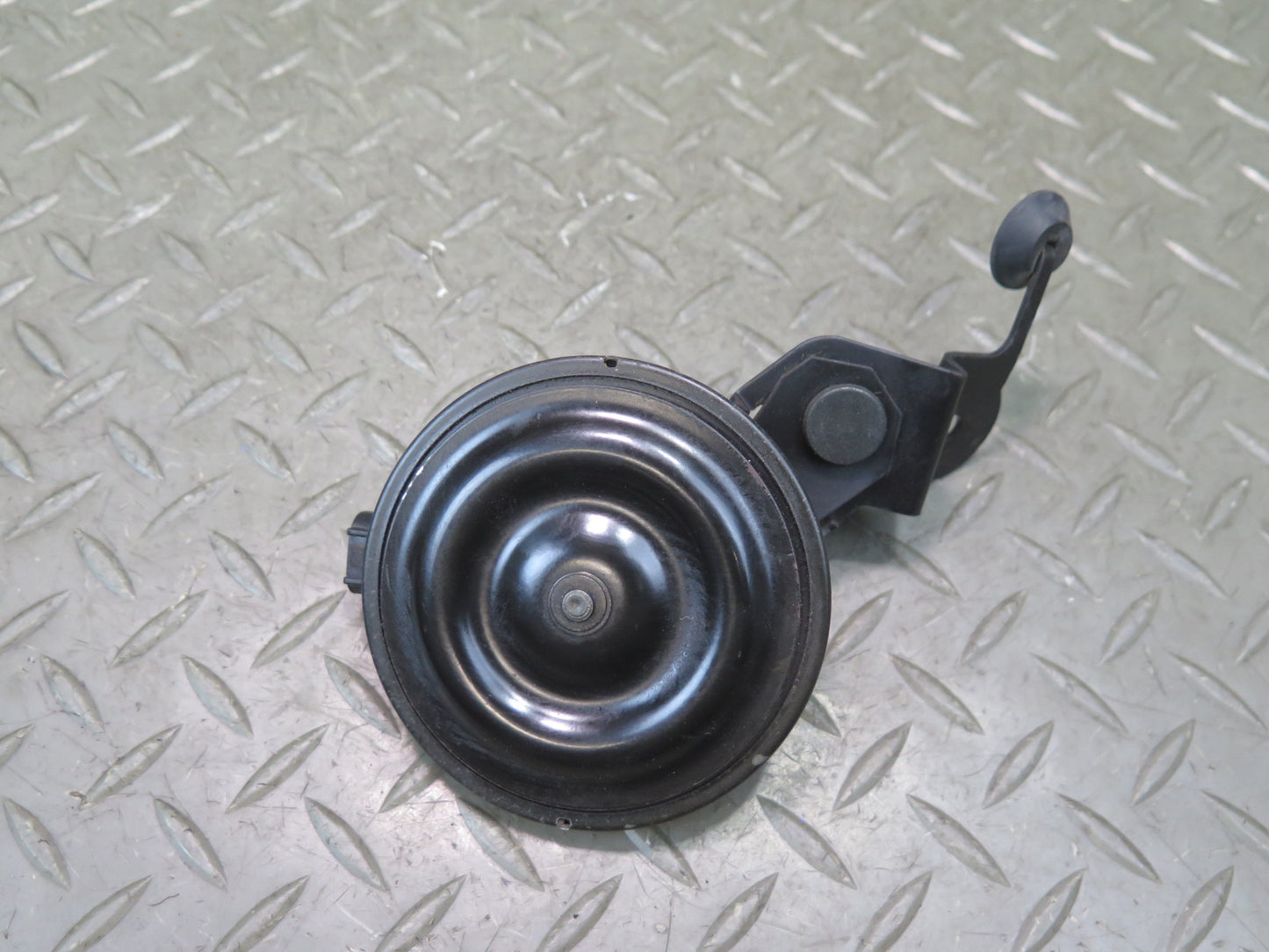 92-00 Lexus JZZ31L SC400 SC300 Alarm Horn Beep Signal Note Tone OEM