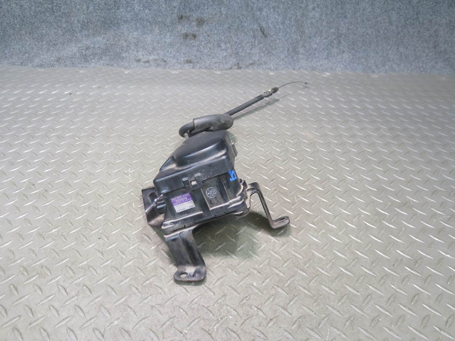 97-98 Lexus JZZ31L SC300 Cruise Control Actuator Module 88002-24080 OEM
