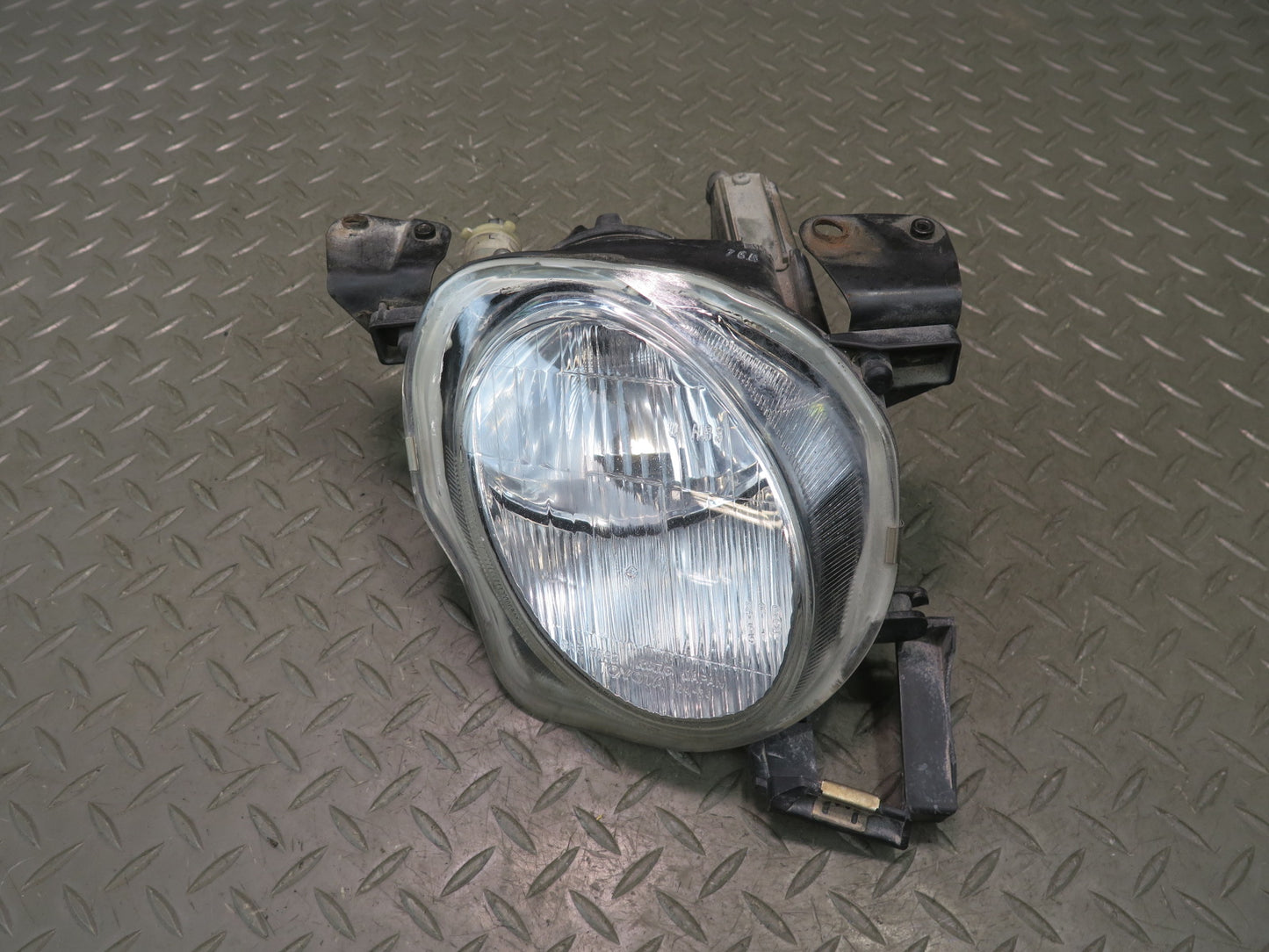 95-97 Lexus JZZ31L SC300 SC400 Front Right Pass Side Inner Headlight Lamp OEM