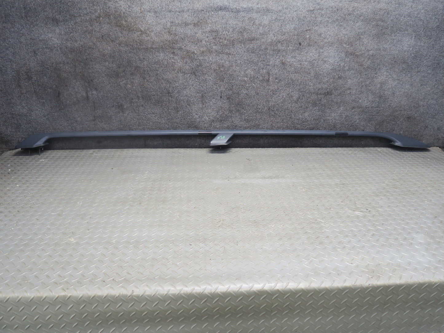 96-98 Nissan Stagea WGC34 Left & Right Cargo Luggage Roof Rack Rail Set OEM