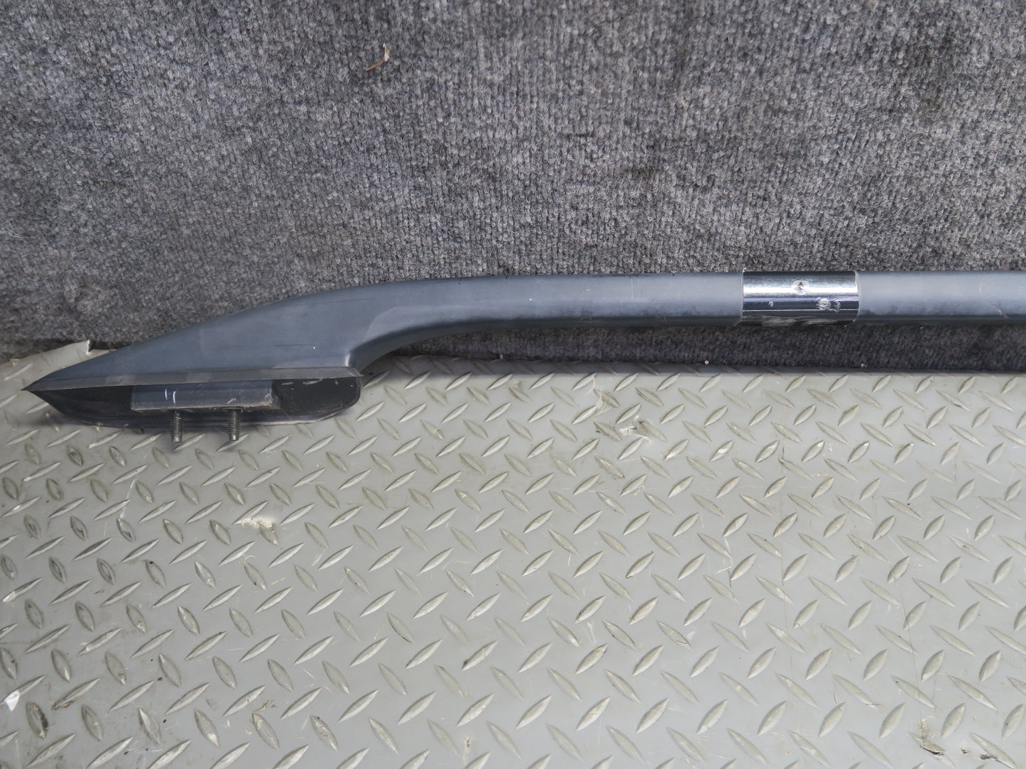 96-98 Nissan Stagea WGC34 Left & Right Cargo Luggage Roof Rack Rail Set OEM