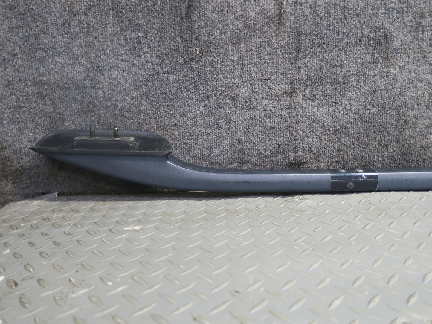 96-98 Nissan Stagea WGC34 Left & Right Cargo Luggage Roof Rack Rail Set OEM