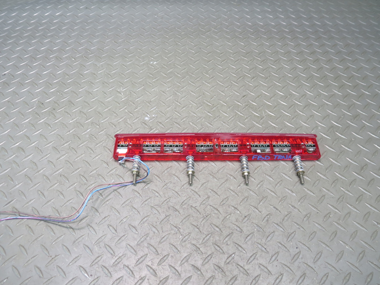 96-99 BMW E36 328iC Convertible Rear Center Third Brake Light Lamp OEM
