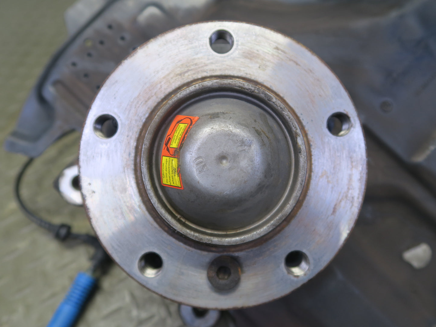 06-08 BMW E85 Z4 3.0Si N52 RWD Front Right Spindle Knuckle Wheel Hub Bearing OEM