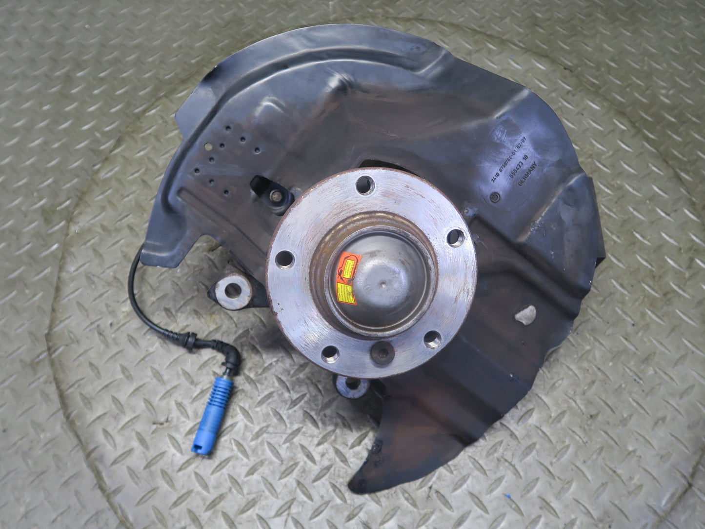 06-08 BMW E85 Z4 3.0Si N52 RWD Front Right Spindle Knuckle Wheel Hub Bearing OEM