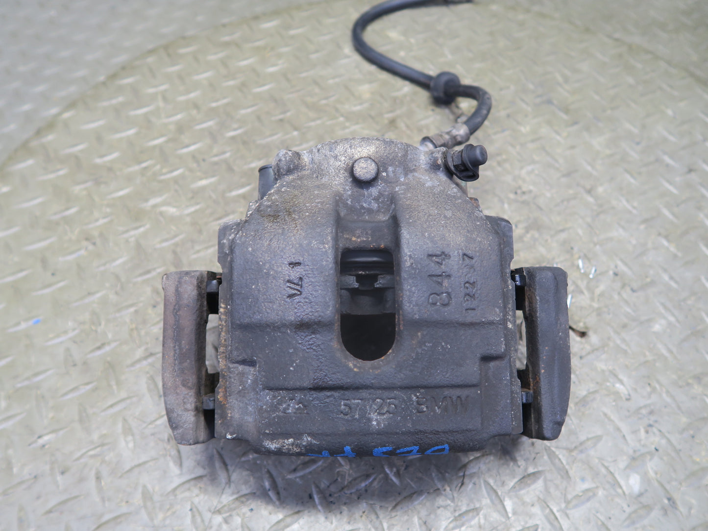 06-08 BMW E85 Z4 N52 3.0si RWD Set of 2 Front Left & Right Brake Caliper OEM