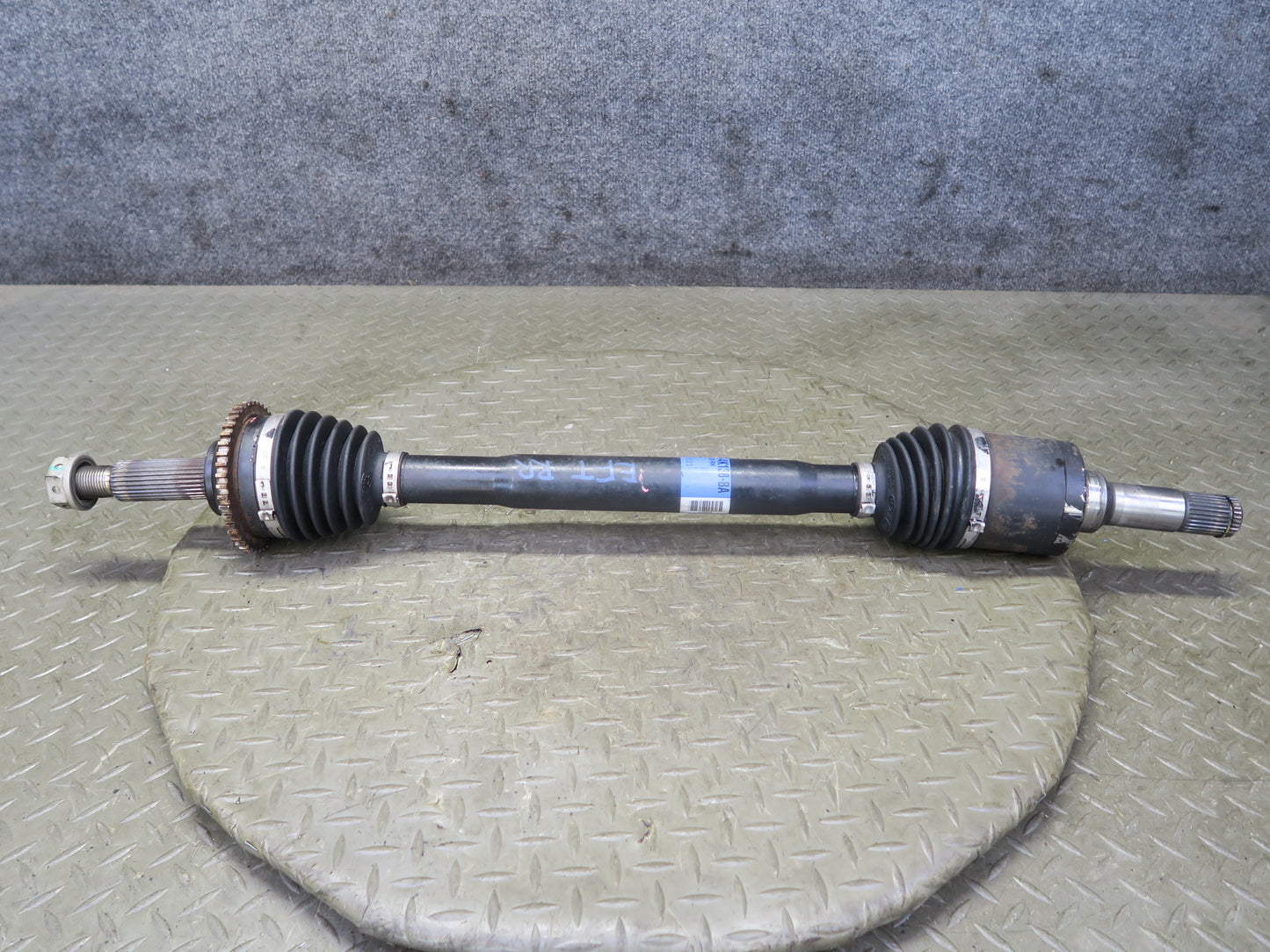 02-05 Ford Thunderbird Rear Right Suspension Axle Shaft 3W43-4K138-BA OEM
