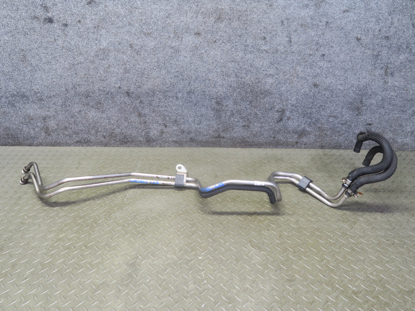 2003 Ford Thunderbird A/T Automatic Transmission Hose Pipe Line OEM