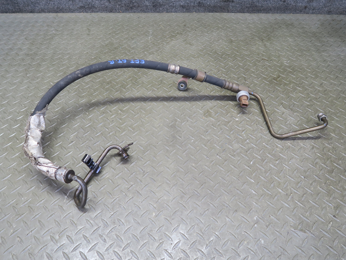 02-05 Ford Thunderbird Set of 2 Power Steering Hose Pipe Line OEM