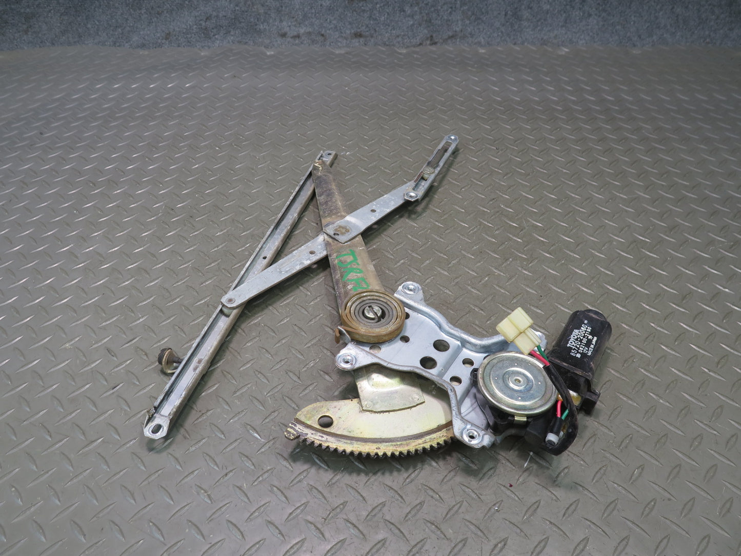 86-92 Toyota Supra MA70L Left Door Window Regulator w Motor OEM