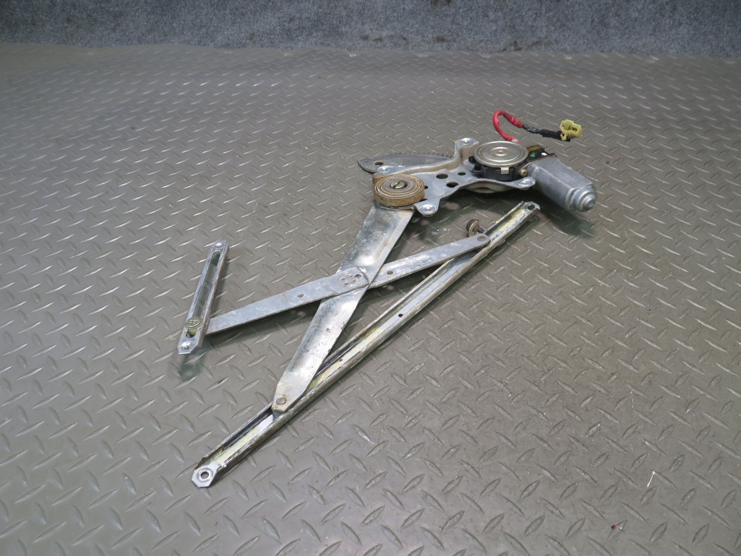 86-92 Toyota Supra MA70L Right Door Window Regulator w Motor OEM
