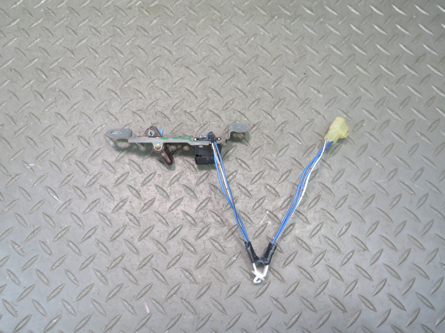 86-92 Toyota Supra MA70L Front Left Driver Door Lock Switch OEM
