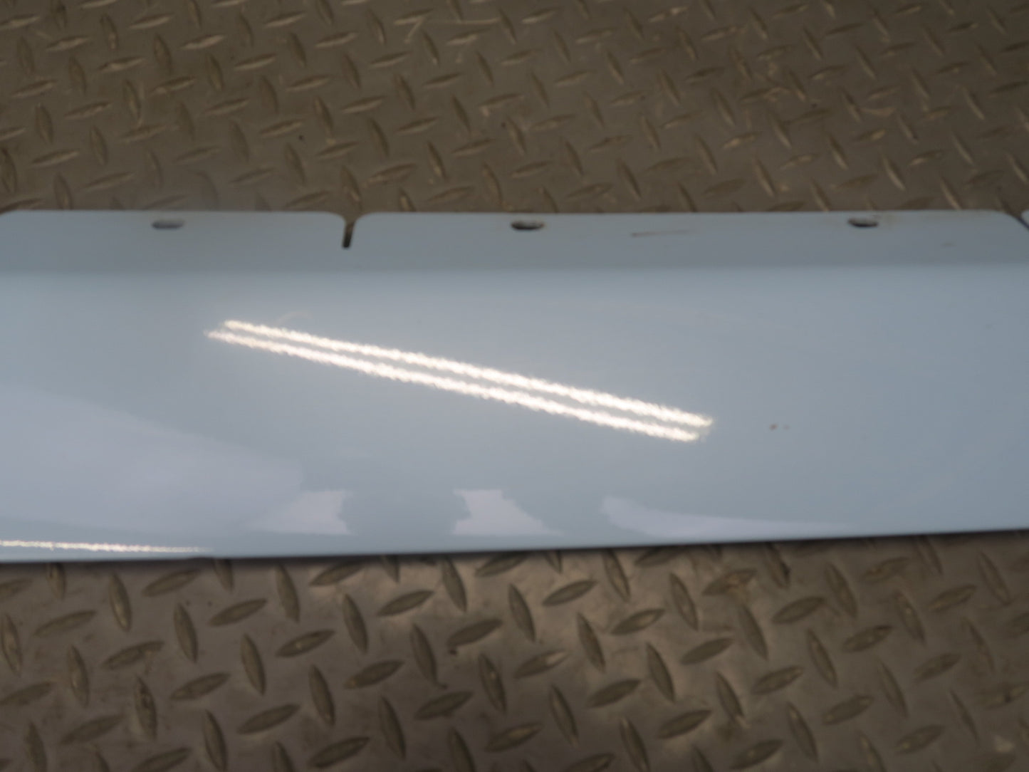 02-05 Ford Thunderbird Set of 2 Left & Right Side Skirt Rocker Panel Molding OEM
